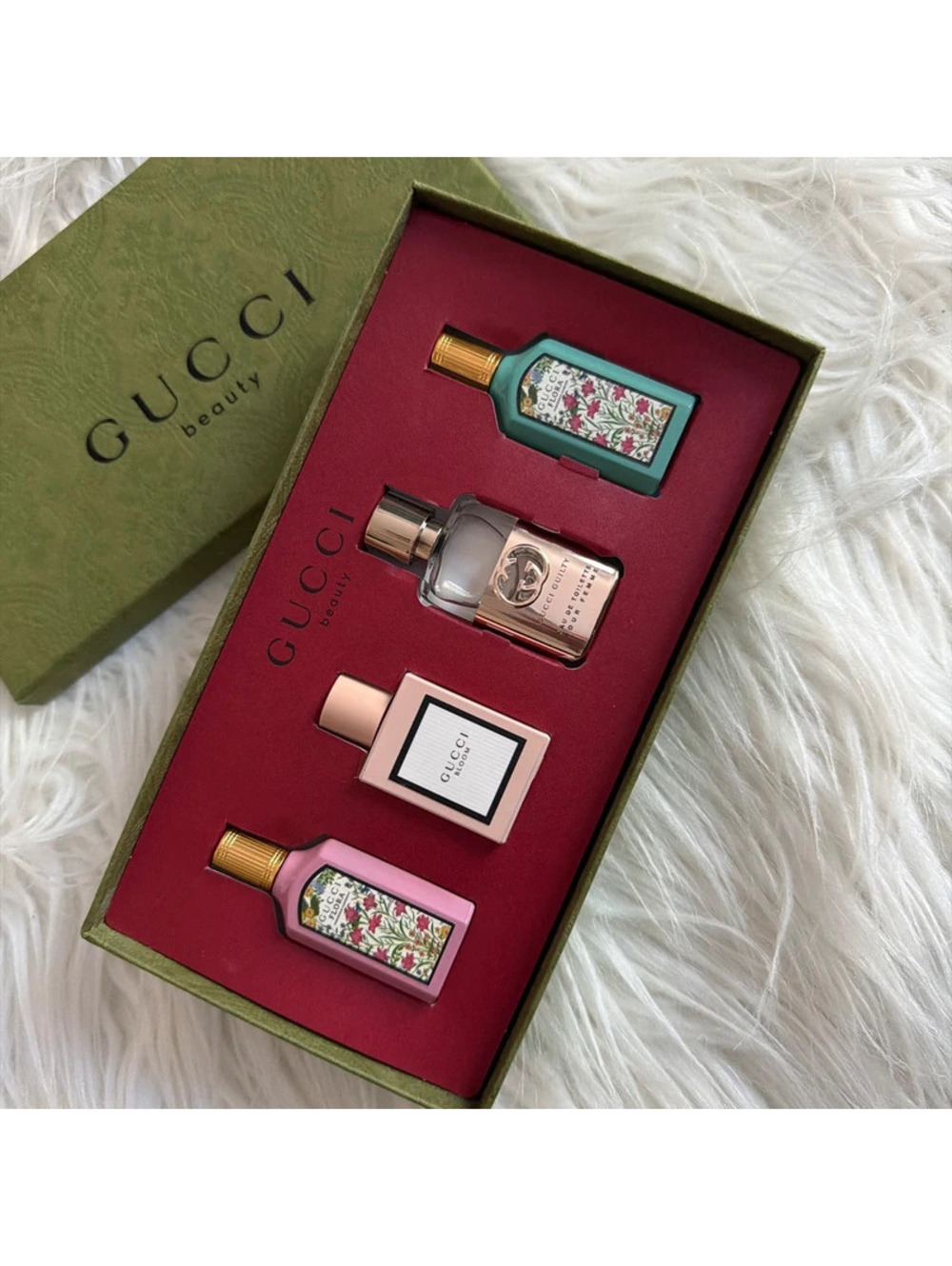 Gucci beauty mini perfume set - Picture 2 of 5